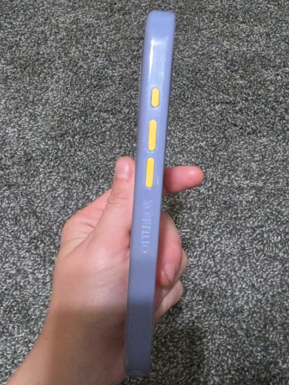 iPhone 16 Pro Floral Otterbox - Picture 4 of 5